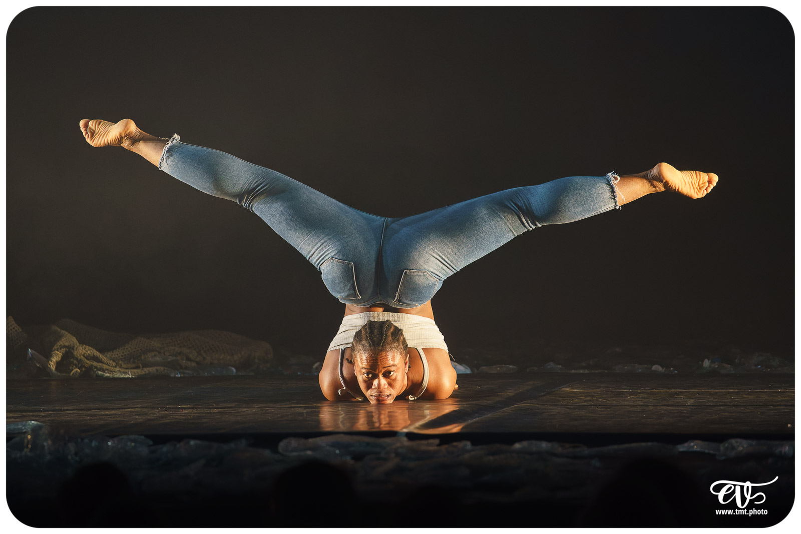 YÉ ! (L'EAU) (CIRCUS BAOBAB)